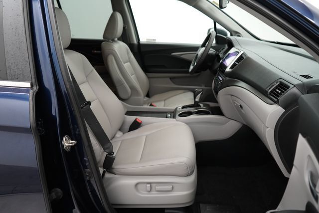 2019 Honda Ridgeline RTL-T AWD - 23078535 - 46