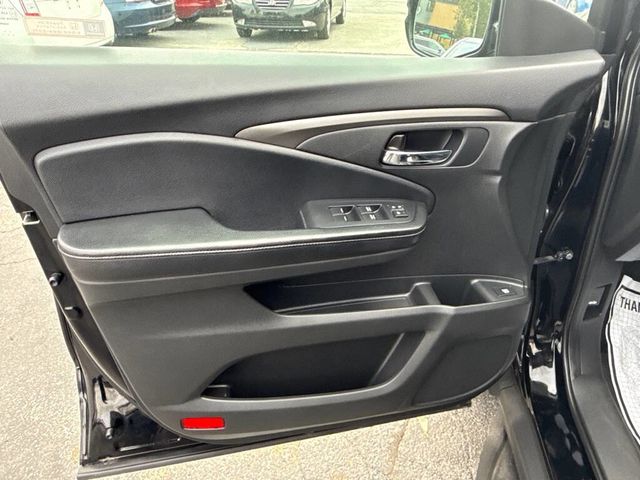 2019 Honda Ridgeline Sport AWD - 22857603 - 13