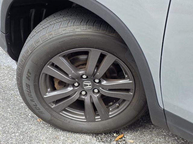 2019 Honda Ridgeline Sport AWD - 22986251 - 28