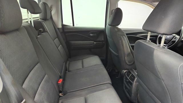 2019 Honda Ridgeline Sport AWD - 22973922 - 20