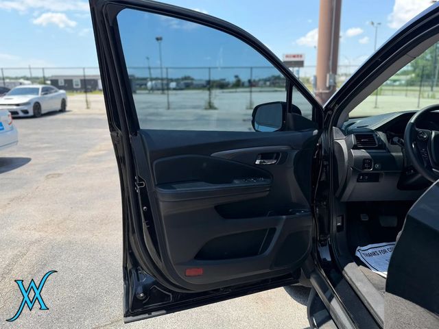 2019 Honda Ridgeline Sport Pickup 4D 5 ft - 23047230 - 9