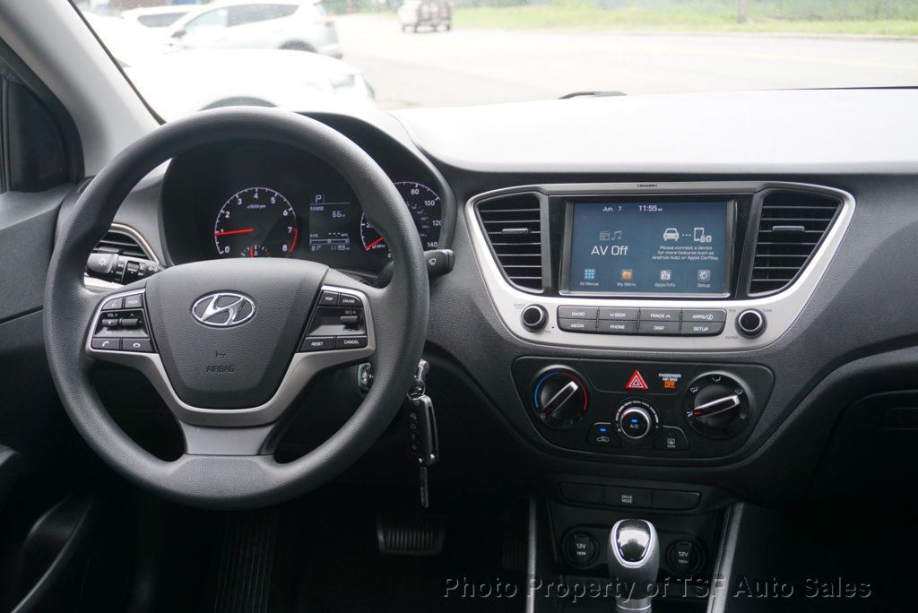 2019 Hyundai Accent SEL Sedan Automatic CARPLAY REAR CAMERA EXTREMELY LOW MILES  - 22865885 - 17