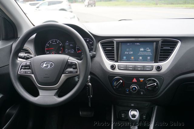 2019 Hyundai Accent SEL Sedan Automatic CARPLAY REAR CAMERA EXTREMELY LOW MILES  - 22865885 - 17