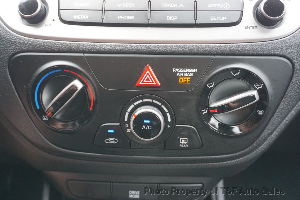 2019 Hyundai Accent SEL Sedan Automatic CARPLAY REAR CAMERA EXTREMELY LOW MILES  - 22865885 - 26