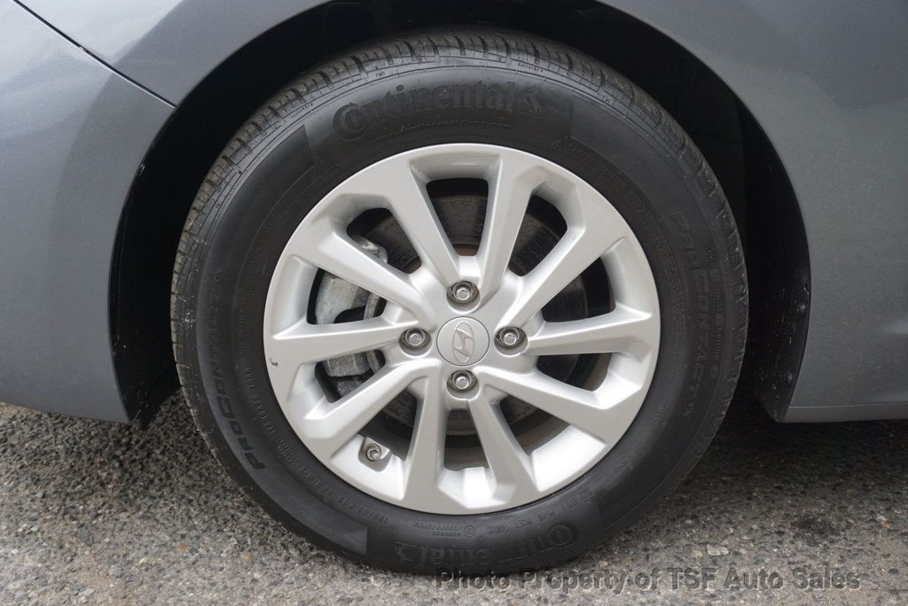 2019 Hyundai Accent SEL Sedan Automatic CARPLAY REAR CAMERA EXTREMELY LOW MILES  - 22865885 - 34