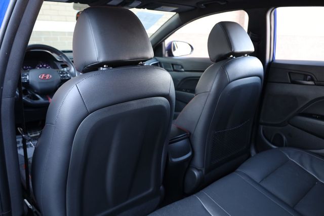 2019 Hyundai Elantra  - 22970717 - 16