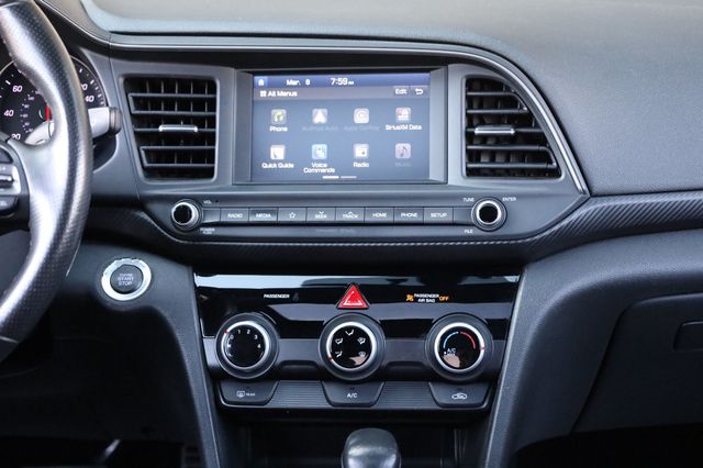 2019 Hyundai Elantra  - 22970717 - 32