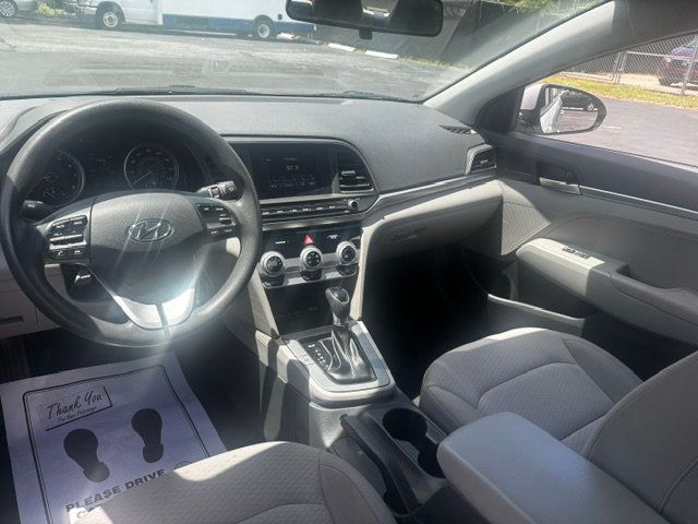 2019 Hyundai Elantra  - 23026268 - 9