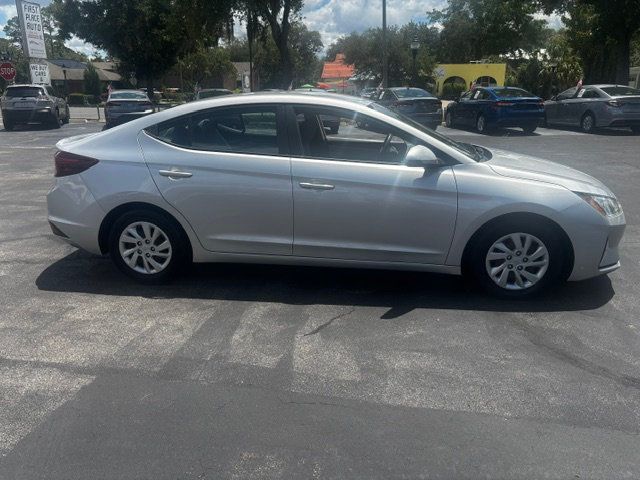 2019 Hyundai Elantra  - 23026268 - 13