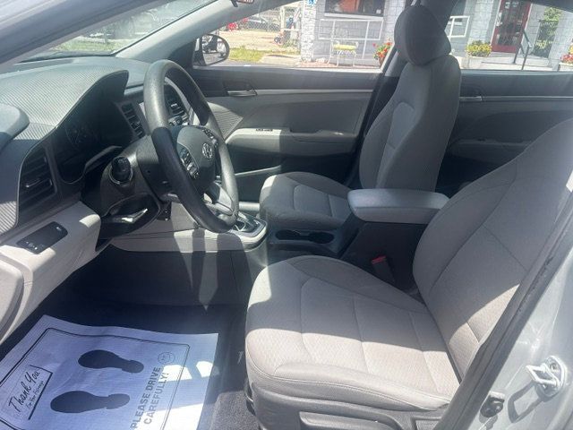 2019 Hyundai Elantra  - 23026268 - 3