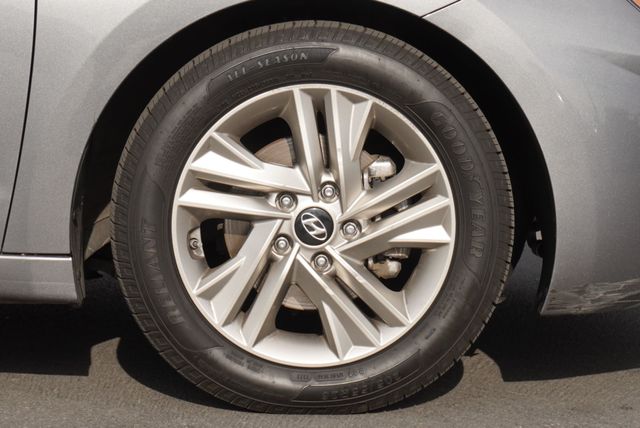 2019 Hyundai Elantra ELANTRA - 22976135 - 11