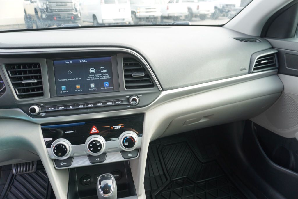 2019 Hyundai Elantra ELANTRA - 22976135 - 24