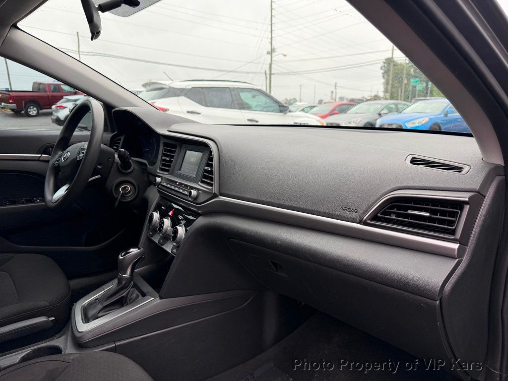 2019 Hyundai Elantra SE 2.0L Automatic - 23041944 - 16