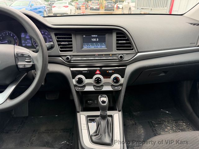 2019 Hyundai Elantra SE 2.0L Automatic - 23041944 - 22