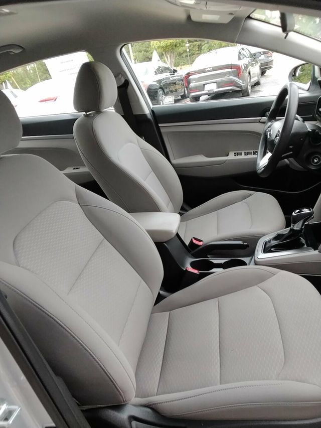 2019 Hyundai Elantra SE 2.0L Automatic - 23093361 - 9