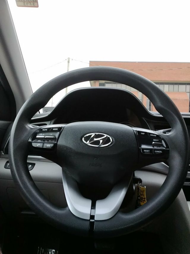 2019 Hyundai Elantra SE 2.0L Automatic - 23093361 - 11