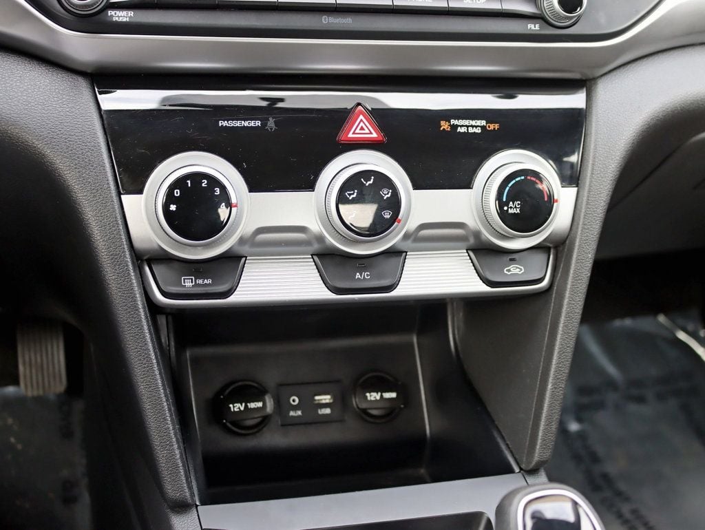 2019 Hyundai Elantra SE 2.0L Automatic - 22981365 - 16