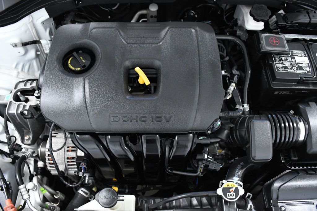 2019 Hyundai Elantra SE 2.0L Automatic - 22849211 - 18