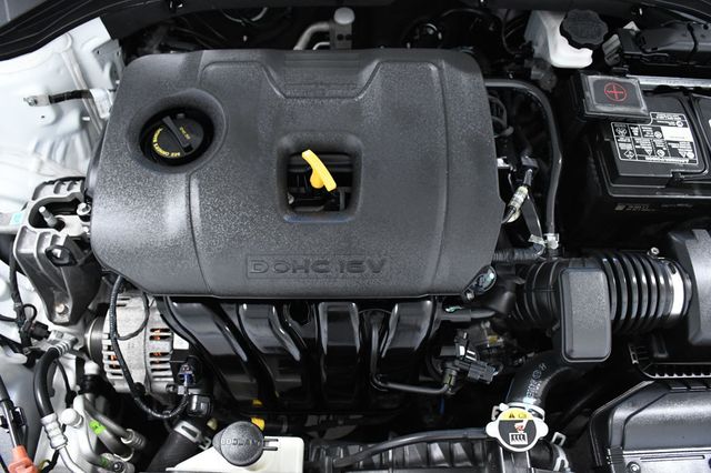 2019 Hyundai Elantra SE 2.0L Automatic - 22849211 - 18