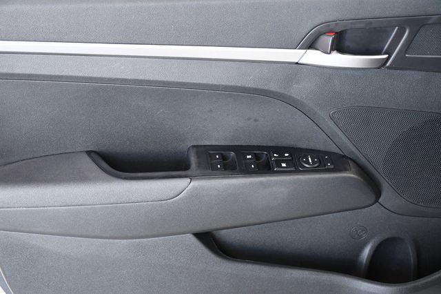 2019 Hyundai Elantra SE 2.0L Automatic - 22849211 - 8