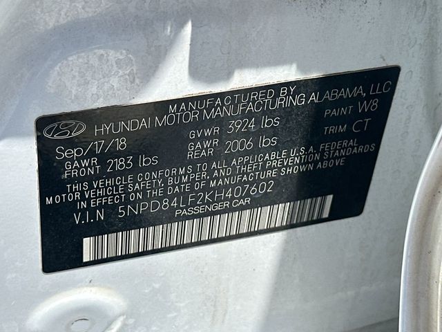 2019 Hyundai Elantra SEL - 23040345 - 20
