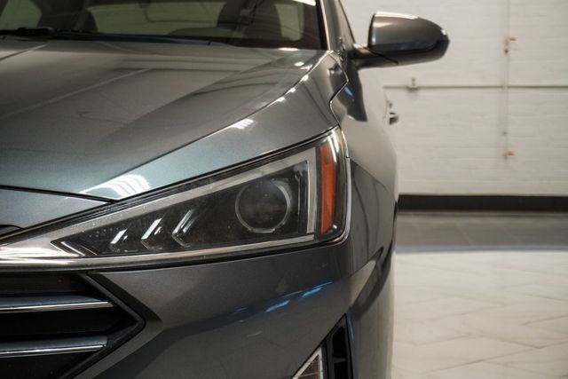 2019 Hyundai Elantra SEL - 22949938 - 39