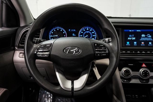 2019 Hyundai Elantra SEL - 22957162 - 12