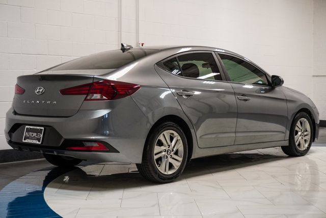 2019 Hyundai Elantra SEL - 22957162 - 30