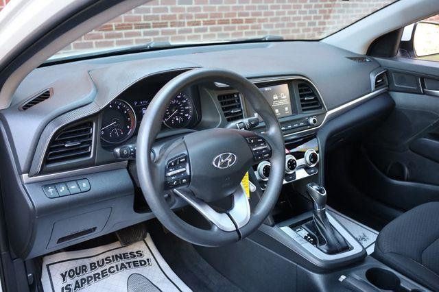 2019 Hyundai Elantra SEL - 23063261 - 12