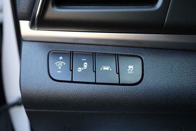 2019 Hyundai Elantra SEL - 23063261 - 30