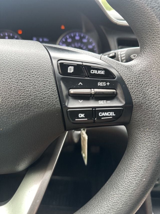 2019 Hyundai Elantra SEL - 22618472 - 26