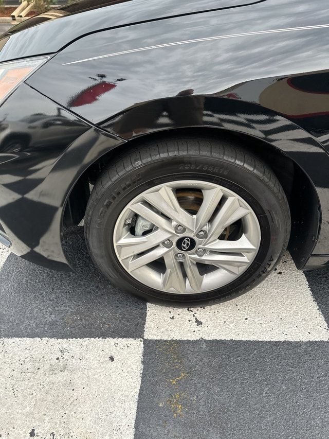 2019 Hyundai Elantra SEL - 22618472 - 8