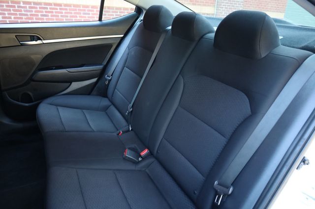 2019 Hyundai Elantra SEL Automatic - 22935962 - 19