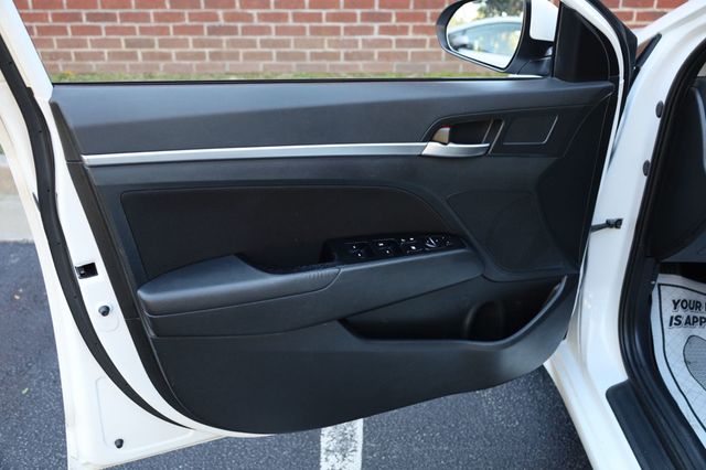 2019 Hyundai Elantra SEL Automatic - 22935962 - 20