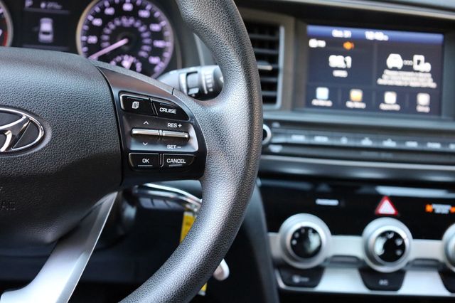 2019 Hyundai Elantra SEL Automatic - 22935962 - 28