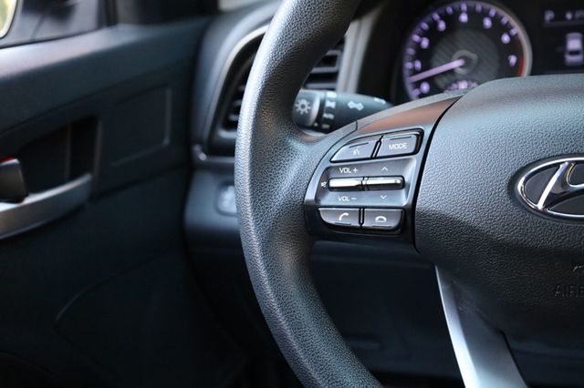 2019 Hyundai Elantra SEL Automatic - 22935962 - 29