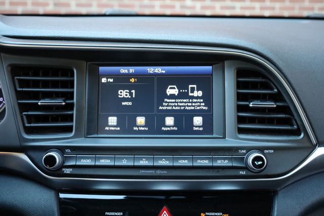 2019 Hyundai Elantra SEL Automatic - 22935962 - 32