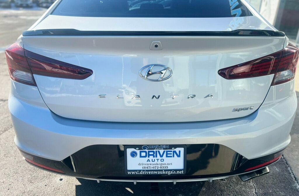 2019 Hyundai Elantra Sport 1.6T Automatic - 22737406 - 26