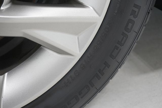 2019 Hyundai Elantra Value Edition - 23008451 - 23