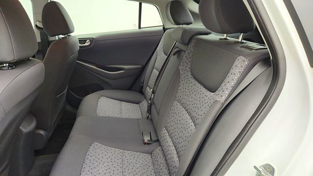 2019 Hyundai Ioniq Electric Hatchback - 23094202 - 19