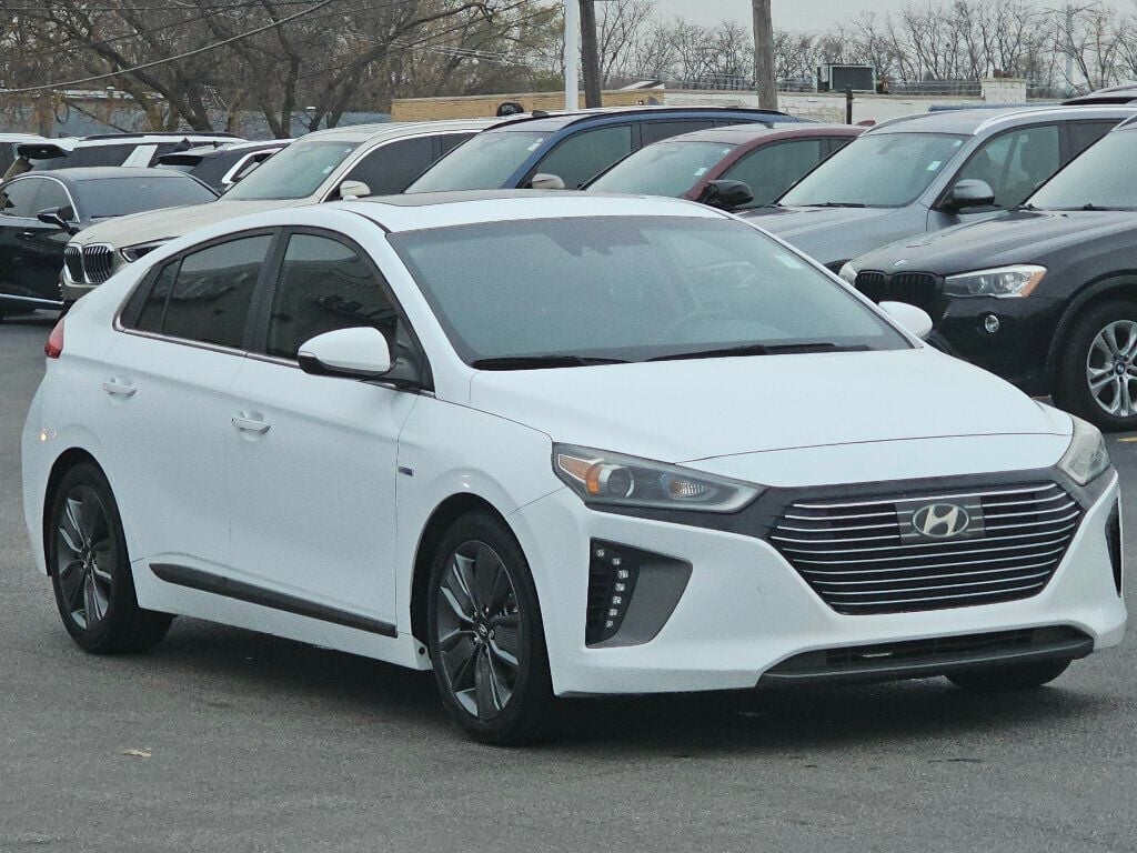 2019 Hyundai Ioniq Hybrid Limited Hatchback - 22943800 - 12