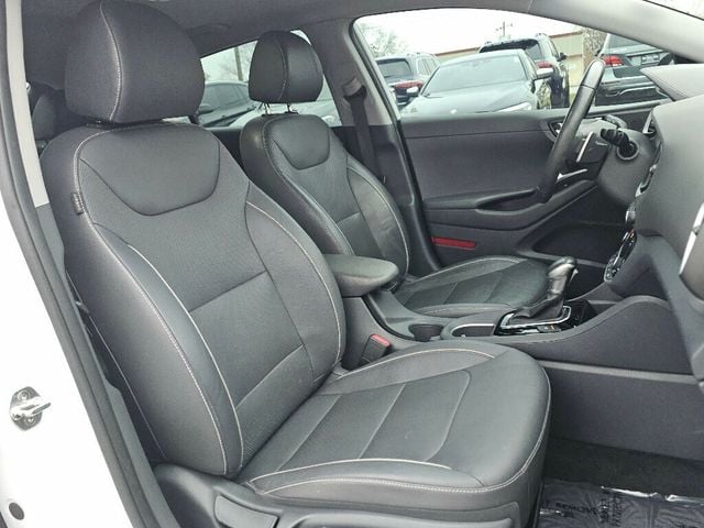 2019 Hyundai Ioniq Hybrid Limited Hatchback - 22943800 - 13
