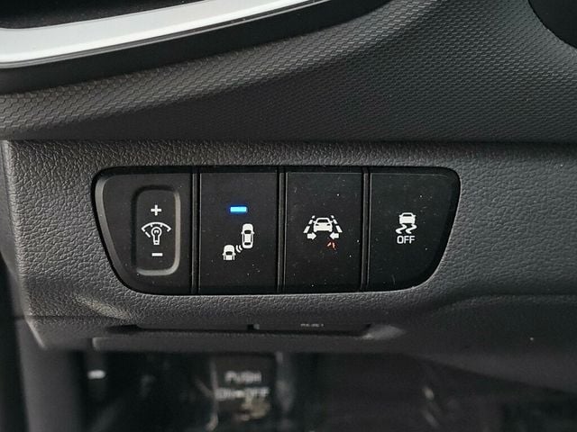 2019 Hyundai Ioniq Hybrid Limited Hatchback - 22943800 - 31