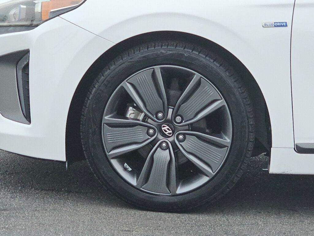 2019 Hyundai Ioniq Hybrid Limited Hatchback - 22943800 - 35