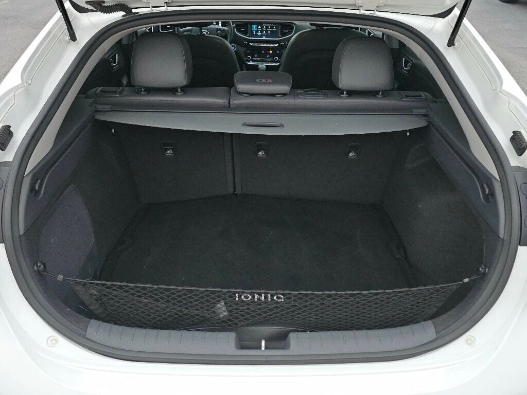 2019 Hyundai Ioniq Hybrid Limited Hatchback - 22943800 - 38