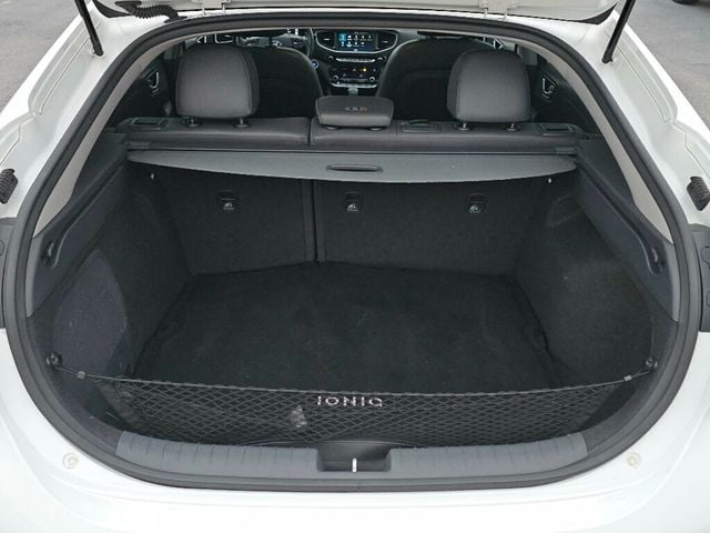 2019 Hyundai Ioniq Hybrid Limited Hatchback - 22943800 - 38