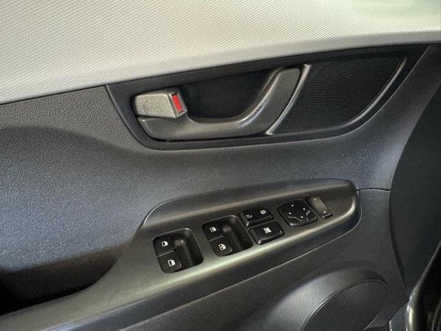 2019 Hyundai Kona SEL AWD - 23001158 - 11