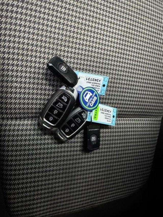 2019 Hyundai Kona SEL AWD - 23001158 - 18