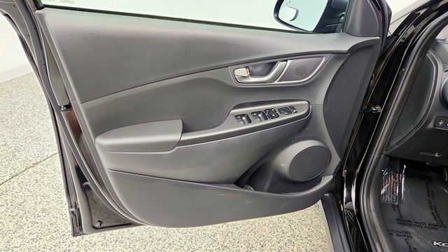 2019 Hyundai Kona Electric SEL FWD - 23041489 - 9
