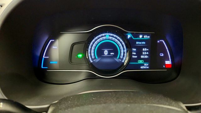 2019 Hyundai Kona Electric SEL FWD - 23041489 - 13